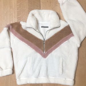 Half zip Sherpa fleece sweatshirt with pockets